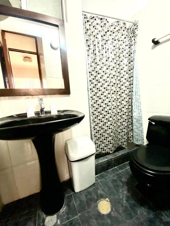 Hotel Plaza Teatro Chiclayo Buitenkant foto